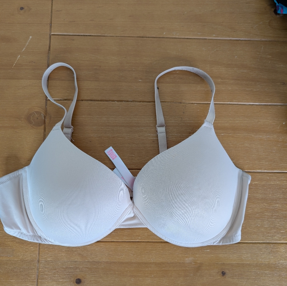 Victorias Secret Pink Pushup Bra 40D